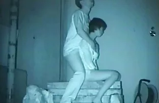 XXX دکتر گربه بیمار را روی مبل ماساژ داد عكس سكسي كير تو كس