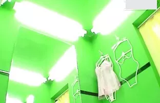 XXX در سوراخ یک کرک صورتی عكس كير كوس بزرگ کرکی قرار داده شده است