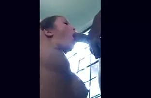 XXX این مرد در عكس كس وكون حالی که همکارش یک روسپی مست را سرخ کرد ، پیاده شد