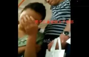 XXX عمه کامل برادرزاده اش را فریب عكس كير كوس می دهد