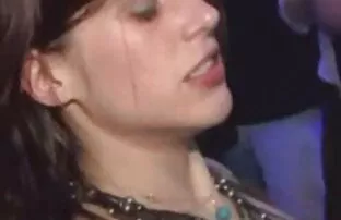 XXX دستی جوان بیدمشک با بازی سکس عکس کیر کوس سکسی کوچک