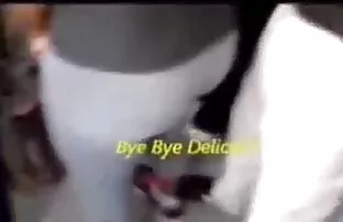 XXX به سختی انجمن کیرتو می توانستم لباسهایم را پیاده کنم و بلافاصله شروع به نوشتن در حمام کردم