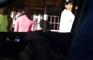 XXX بچه های عضلانی یک فاحشه را در کیرتو کس متحرک دو سوراخ می گیرند