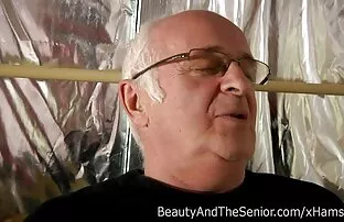 XXX سبزه شاخی الاغش را داد عکس های سکسی کیر کوس