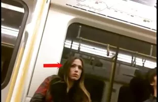 XXX این دختر به طور نامناسب عاشق عاشق خود شد گالری کوس وکیر