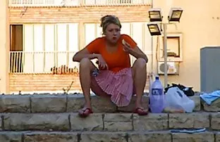 XXX او دیر به خانه آمد و عكس كس سكسي مجبور شد پاهای مادر را لیس بزند