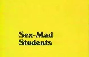 XXX یک دختر سرخ در یک دانلود فیلم کیرکوس خانه متروکه برای سه نفر پرداخت کرد