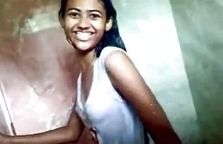 XXX شلخته عکس کیرو کس متحرک ثروتمند با چهار پسر جوان لعنتی