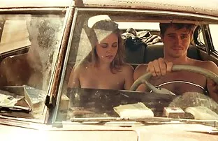 XXX دوست دختر عکس کوس و کون وکیر شراب شراب خورد و درگیر شوخی های لزبین شد