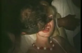 XXX مشت و سکس با سکسی سیاوش دلسوز سبزه خشن